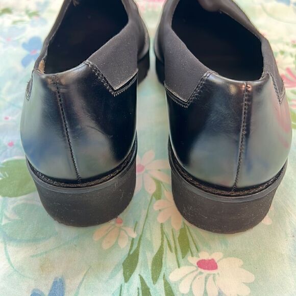 Paul Green Dara Pointed Toe Loafer - Picture 5 of 12